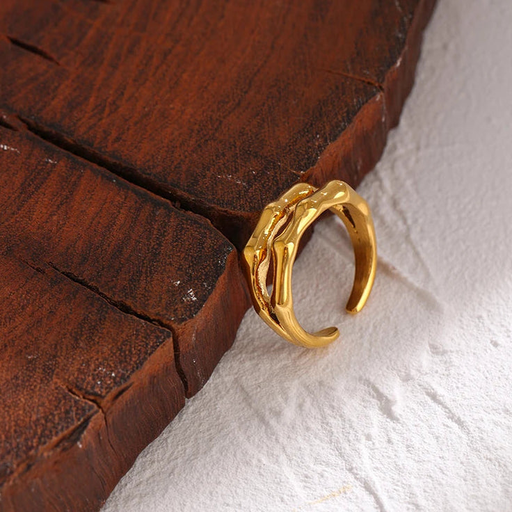 Laine Ring