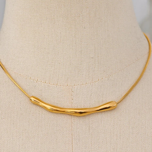 Drift Necklace