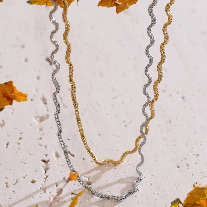 Onda Necklace