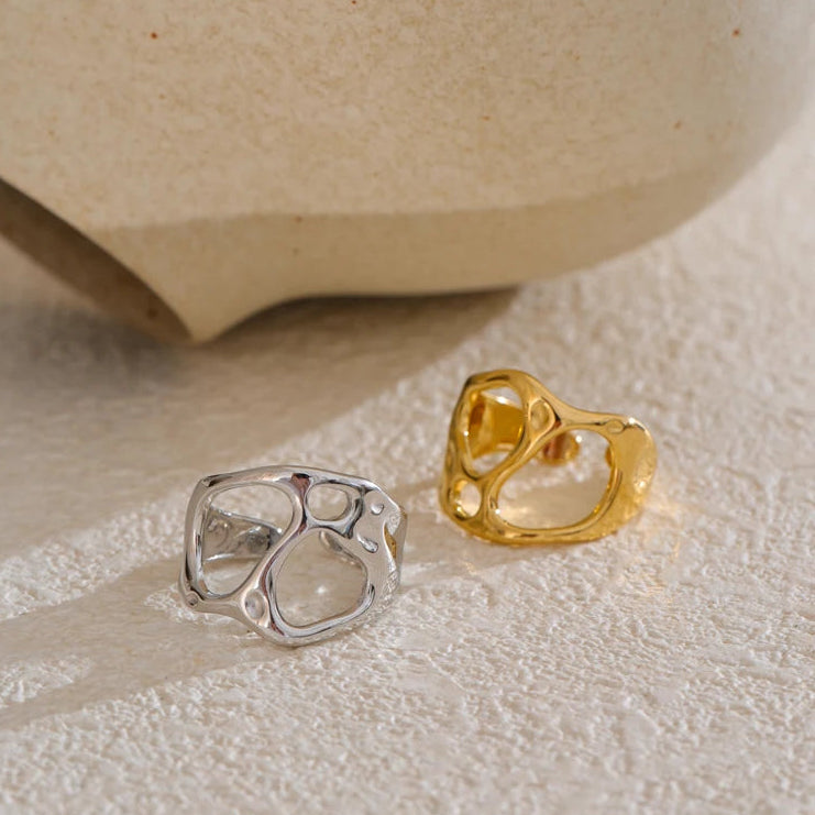 Cora Ring