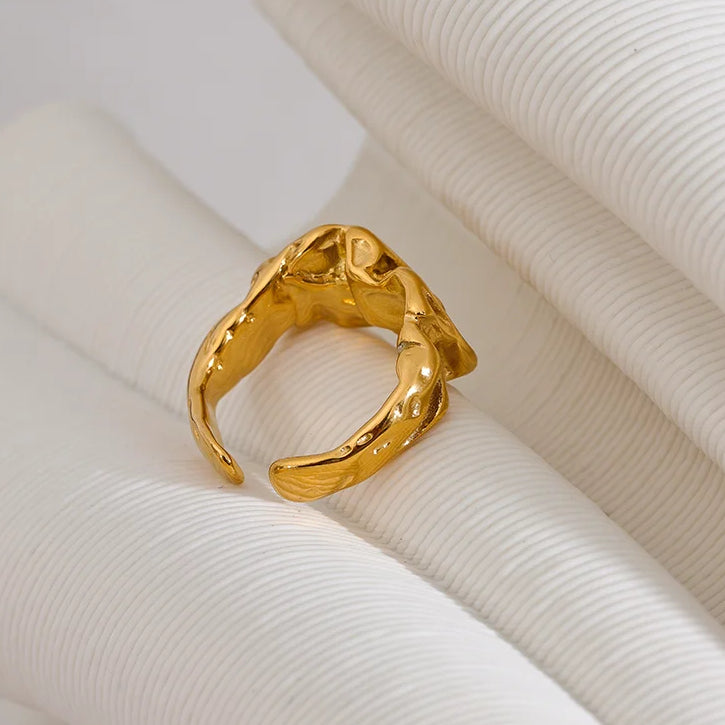 Rova Ring