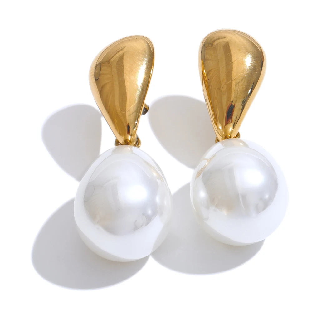 Lova Earrings