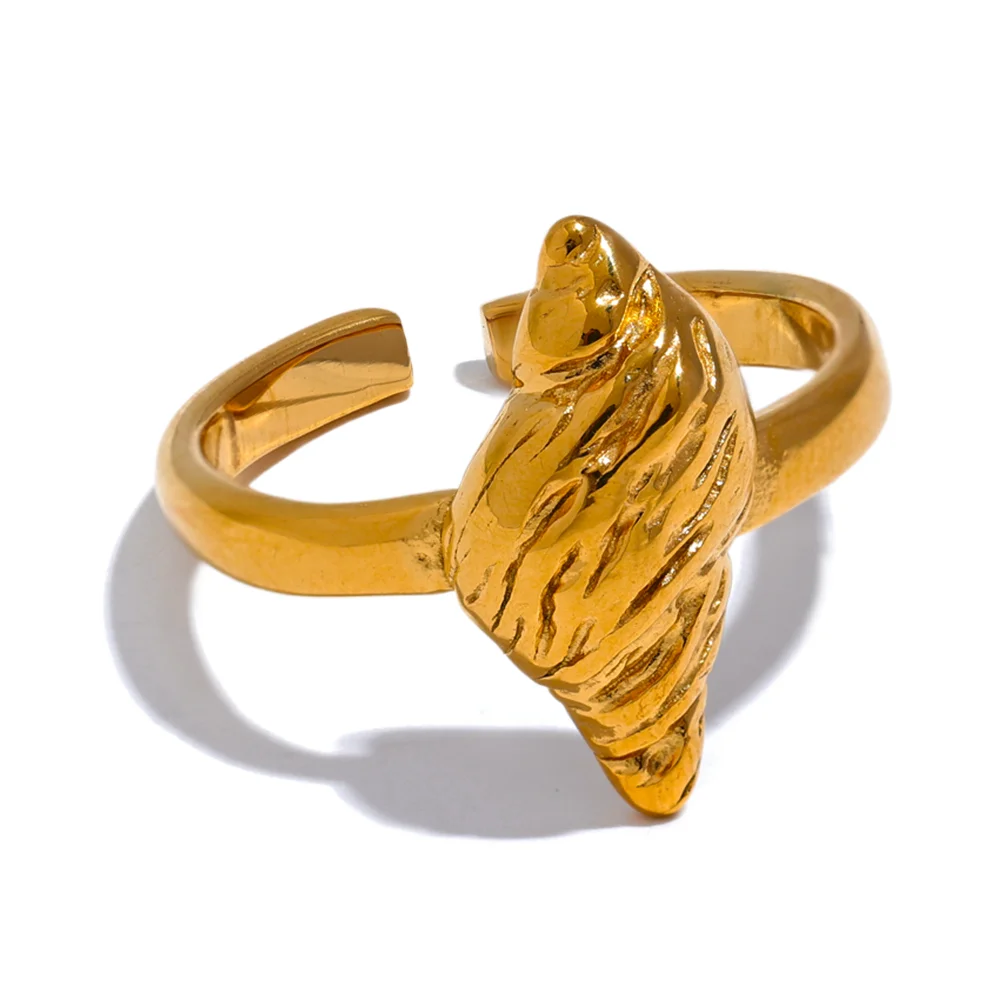 Ariel Ring