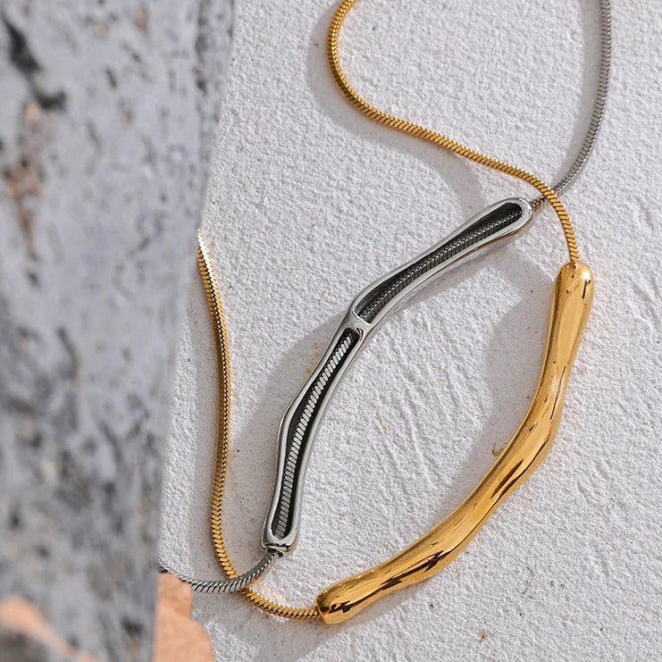 Drift Necklace