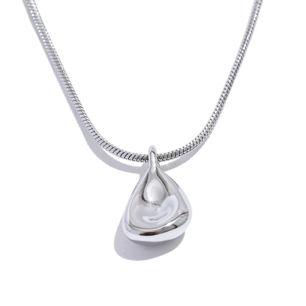Gota Necklace