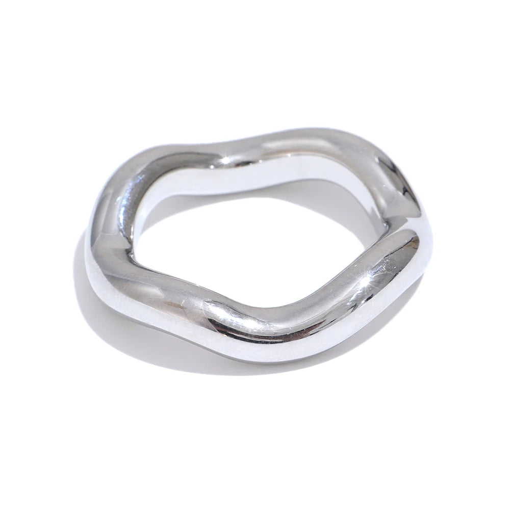 Eva Ring