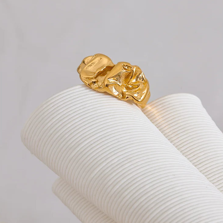 Rova Ring
