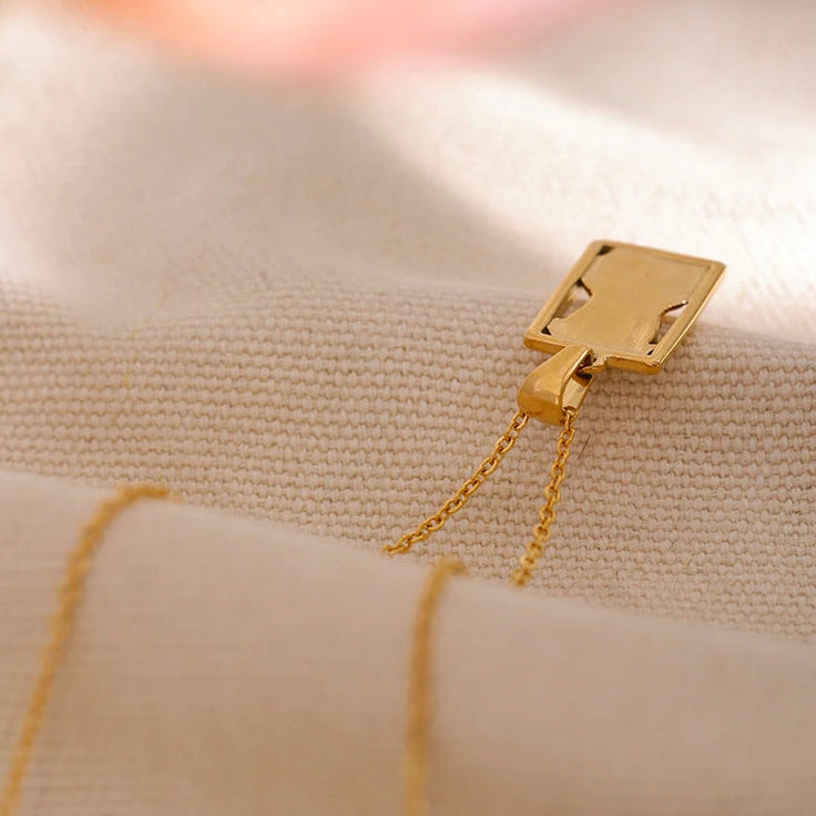 Venus Necklace