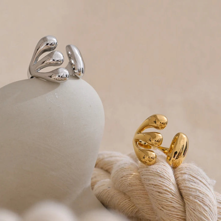 Trivia Ring