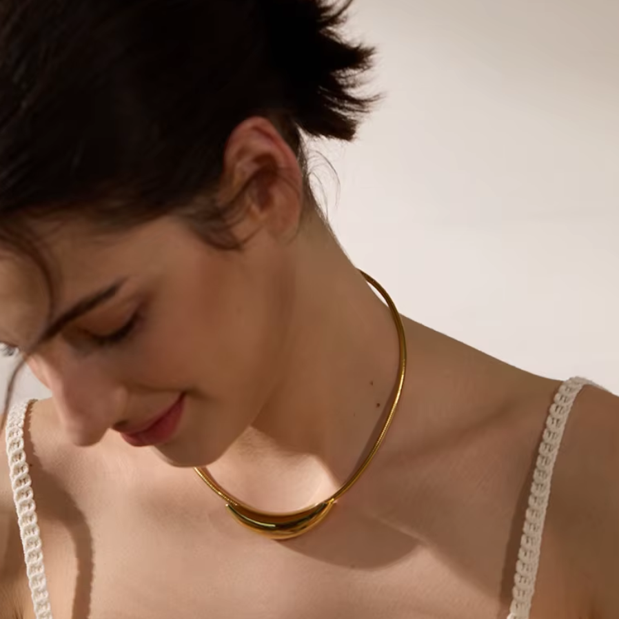 Nave Necklace